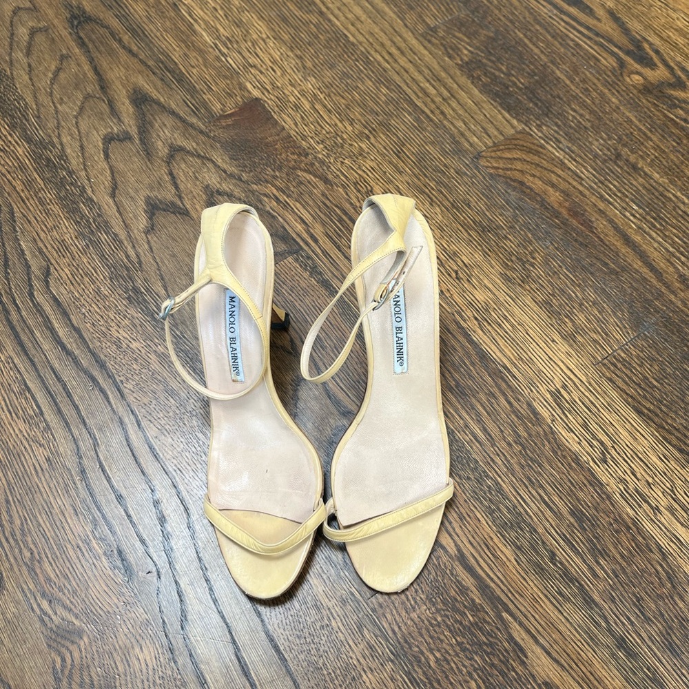 Tan Manolo heels